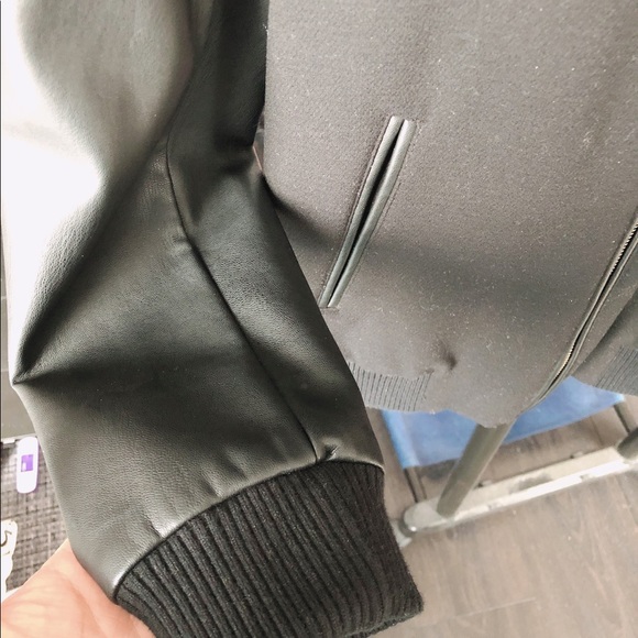 Zara Women’s Faux Leather Puffer Jacket - Picture 3 of 4